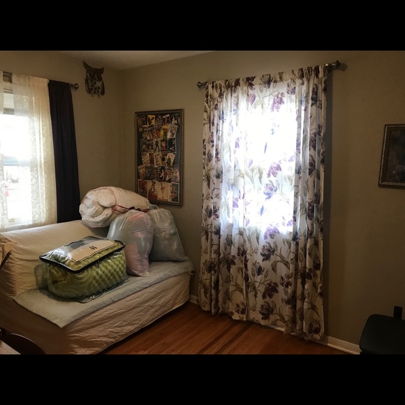 Other - — #1 Curtain Set with Pretty Purple Flowers